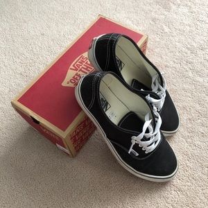 Vans Authentics size 8.5 men’s black
